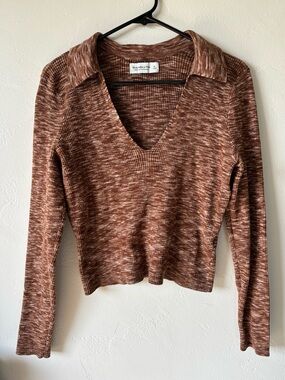 Abercrombie & Fitch Soft A&F collection Brown Ribbed V-Neck Knit Top with Collar